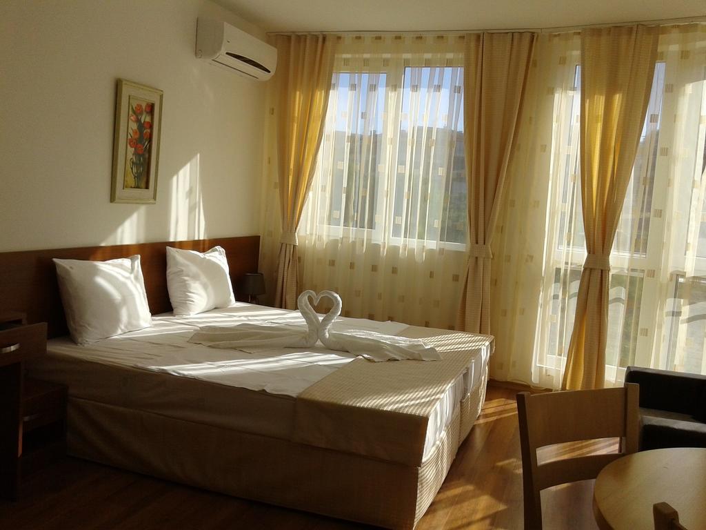 Stephanovy Guest House 소조폴 객실 사진